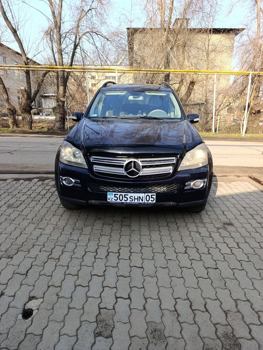 Продам Мерседес Бенц GL450 4 matik