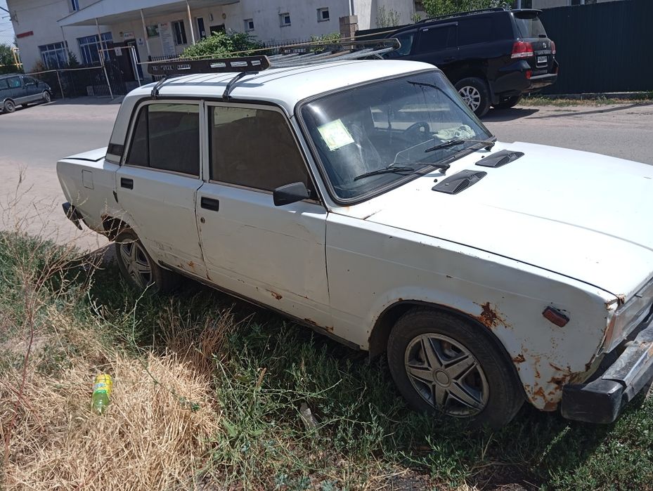Продам Ваз 2107 по болтам