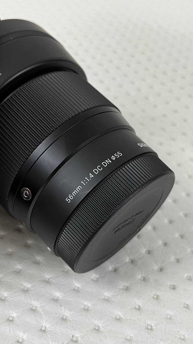 Sigma 56mm f/1.4 DC DN