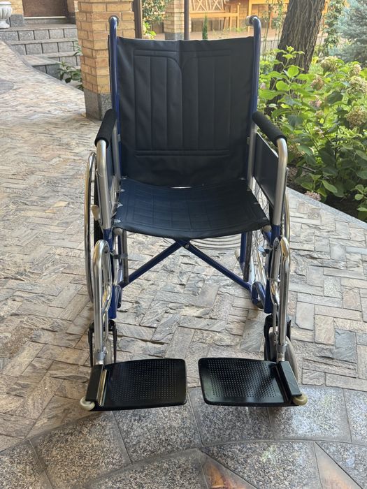 Инвалидная коляска