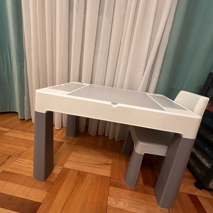 Măsuță copii Multifun + scaun, alb/gri, stare bună – 275 lei negociabil