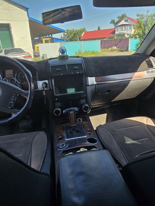 Продам срочно туарег 1