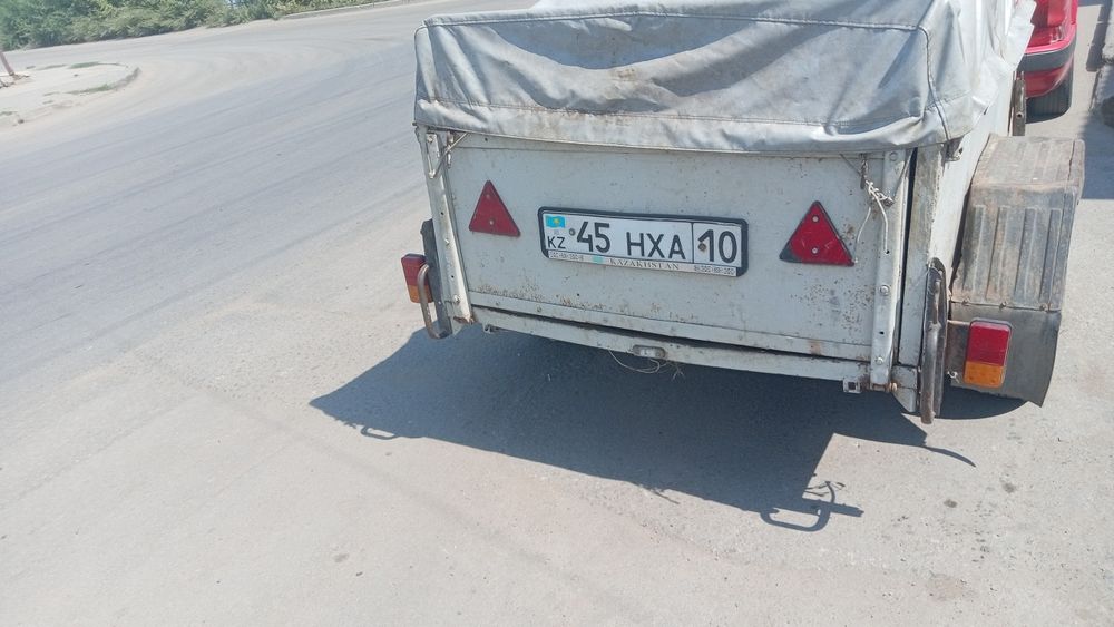 Продаётся легковой прицеп