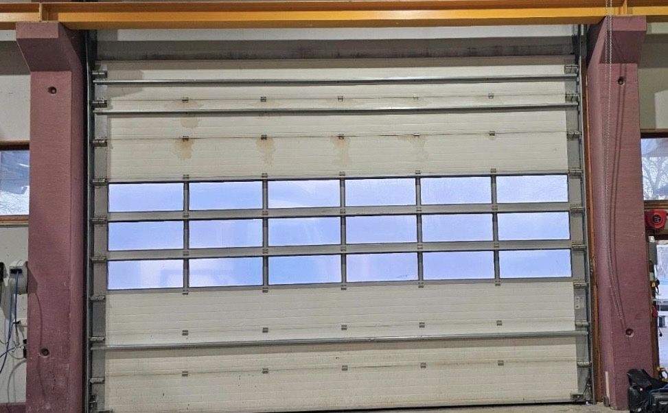 USA SECTIONALA INDUSTRIALA Normstahl poarta garaj H 450 x L 630 Garant