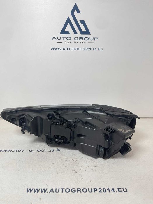 Фар десен Audi A8 4N D5