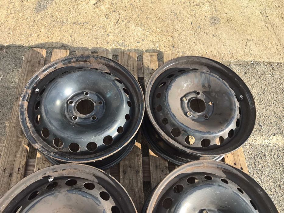 16 цола 5 х 114,3 мм Рено / Нисан / Дачия - 6,5 Инча / ЕТ 47 +сензори