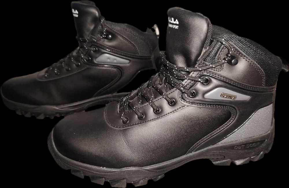 Сапоги зимние 44 размера 29см30см стелька,27см нога должна быть Неузки