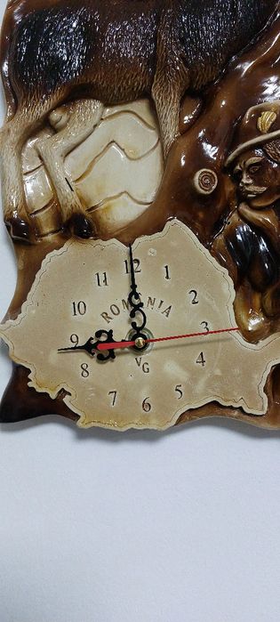 Ceas de perete vanatoare