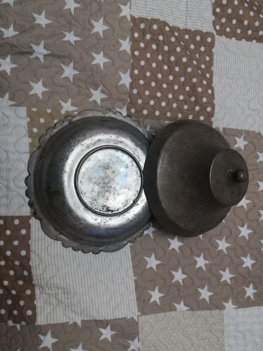 Османски турски сахан бакър ръчно кован капаклия уникат антика