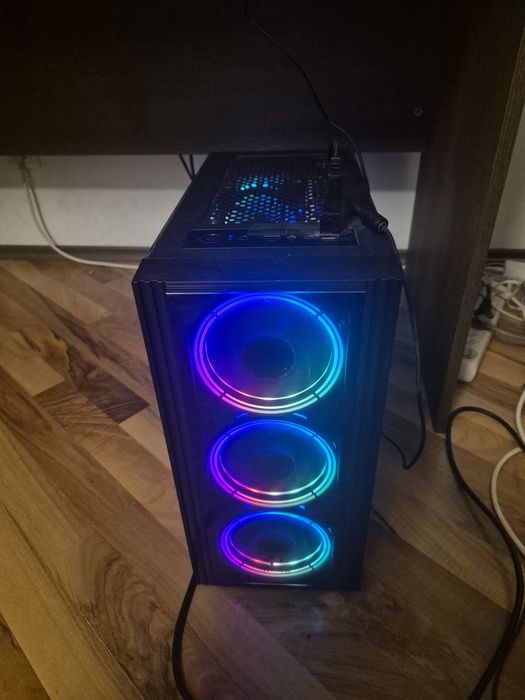 PC Gaming i7-10700 | RTX 2060 6GB | 16GB RAM | SSD NVMe 500GB | Carcasă Gaming RGB |