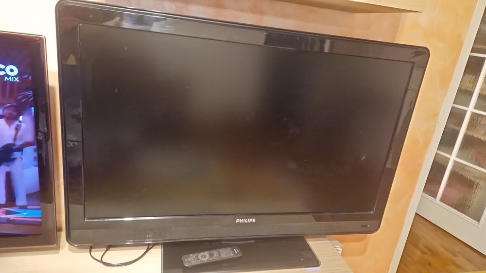 Vând TV Panasonic Smart