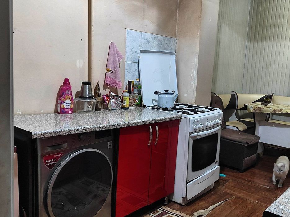 Квартира 3/3/4 Микрорайон 80 кв.м