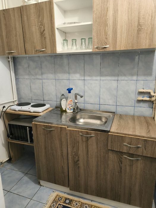 Închiriez garsonieră Al. Cazaban 49D parter
