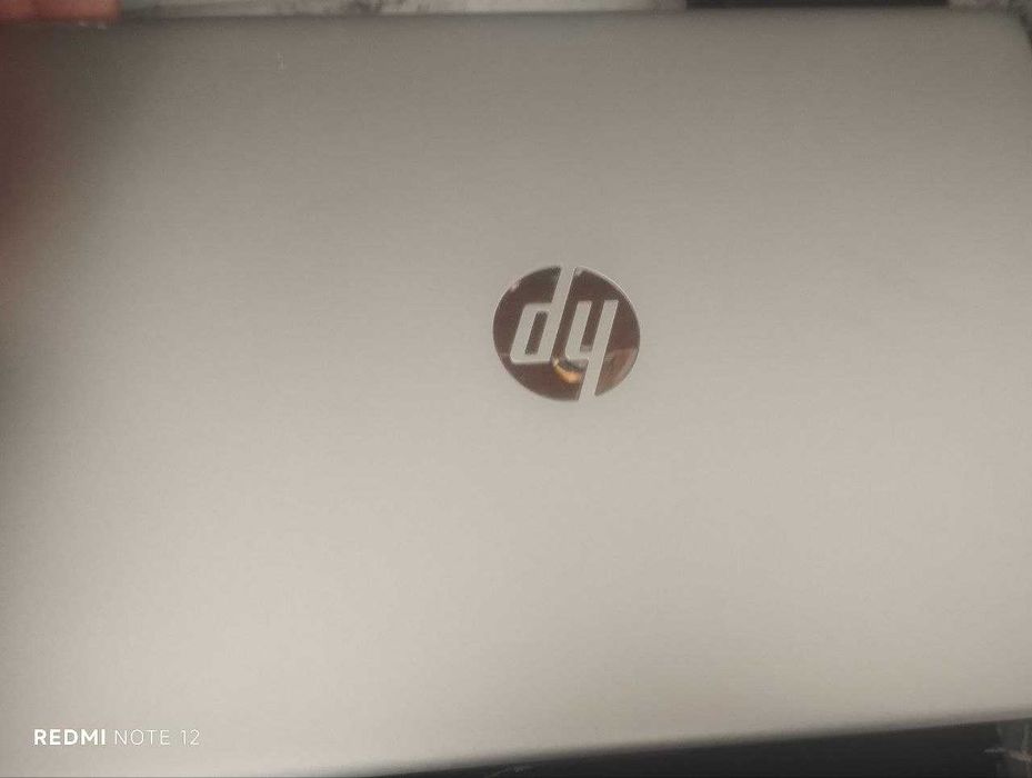 Офисный ноутбук HP