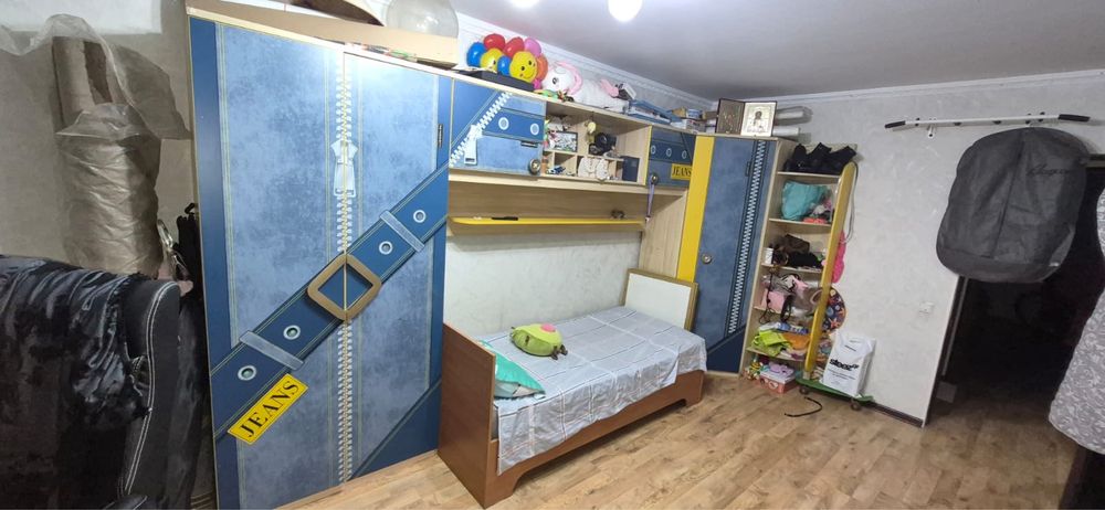 Шкаф в детскую Jeans