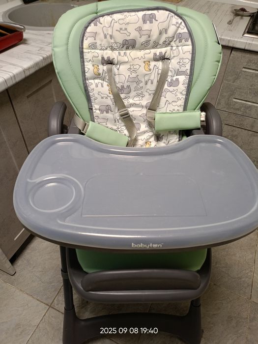 Стульчик для кормления