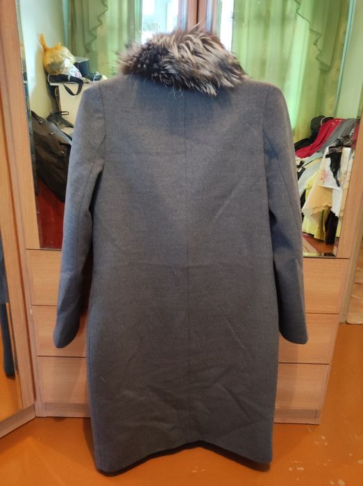 Продаётся пальто