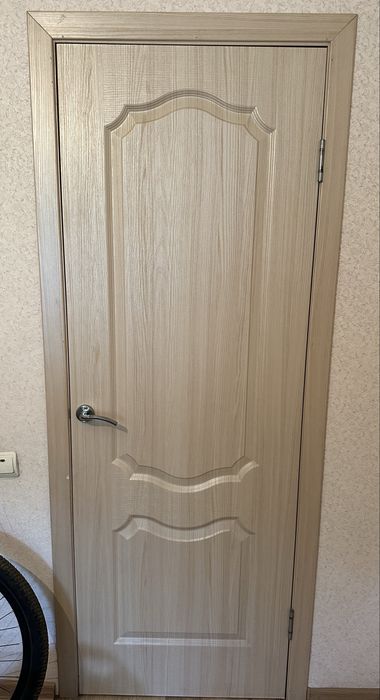 Продам межкомнатные двери