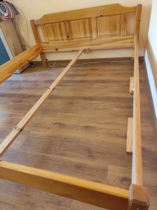 Спалня за матрак 1,40 на 1,90 м