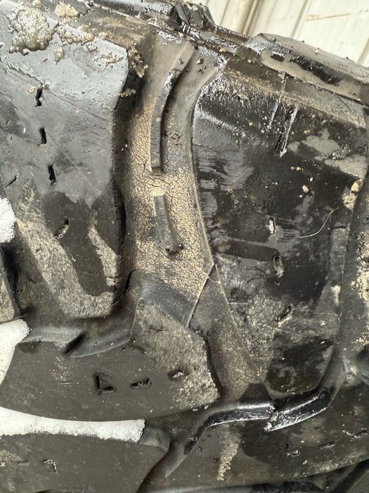 Резина 33 12.5 р18 на зезон