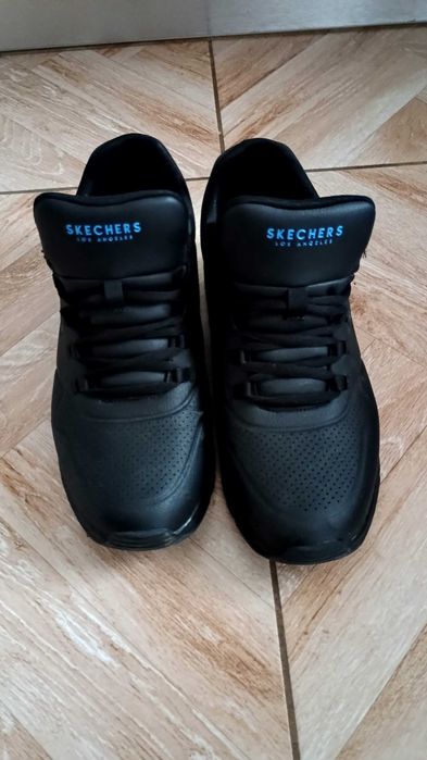 Vând Sneakers Skechers