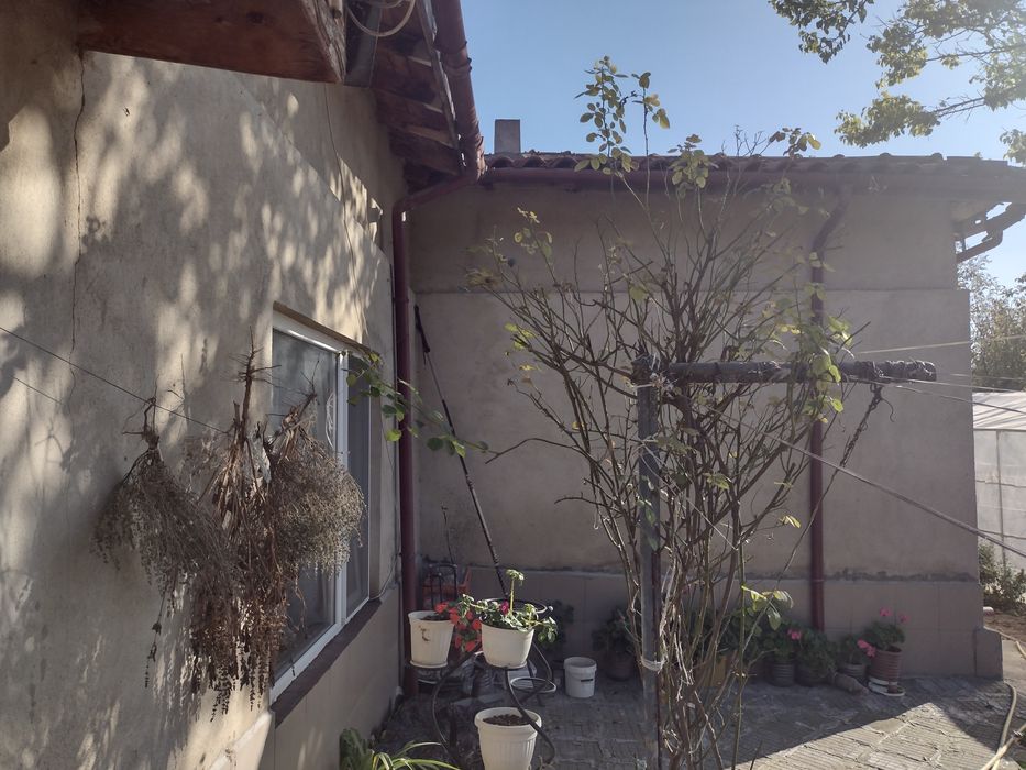 Продава се Къща в Нови пазар - 190 кв.м за 553 €/кв.м - Снимка #3