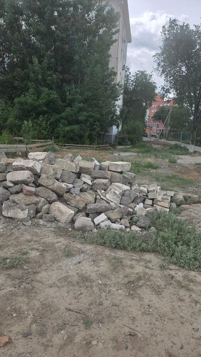 строительный отход, кирпичи, ракушеблок