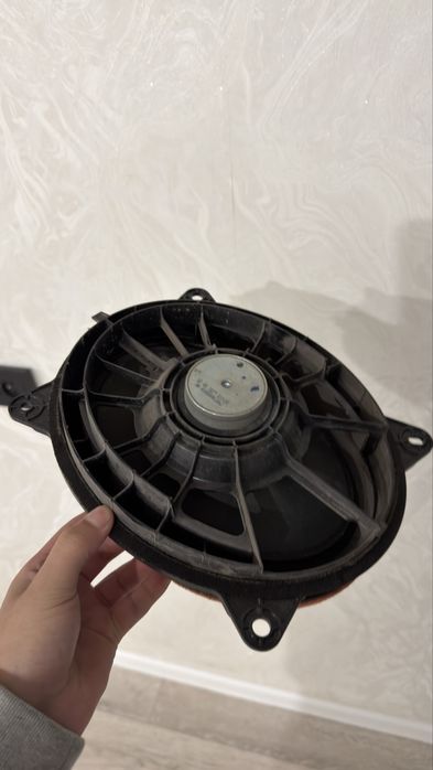 Оригинал колонка jbl