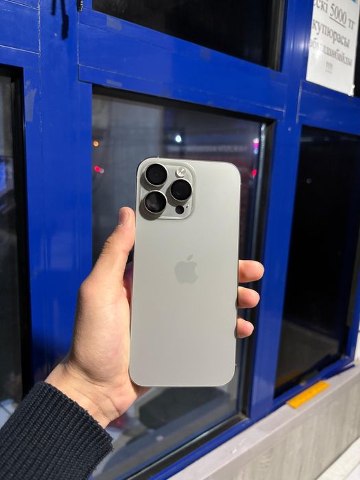 Iphone 16 pro max 92% AKB