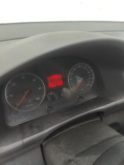 Vând schimb cu remorca 2 axe