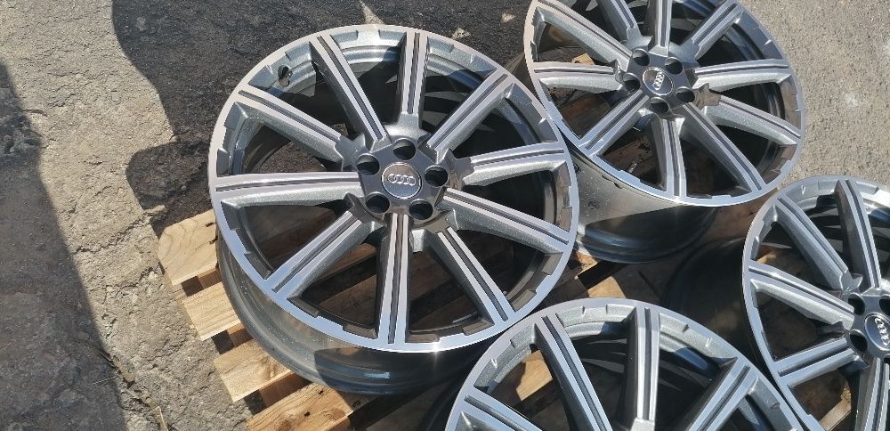 20 цола 5 х 112 мм АУДИ Кю7 / Ес Кю7 и други - 9 инча / ЕТ 33