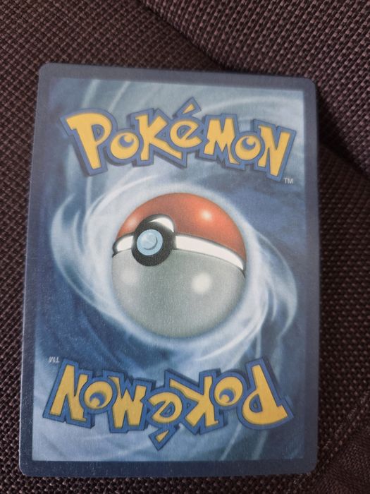 Cartonaș Pokémon PikachuVMax