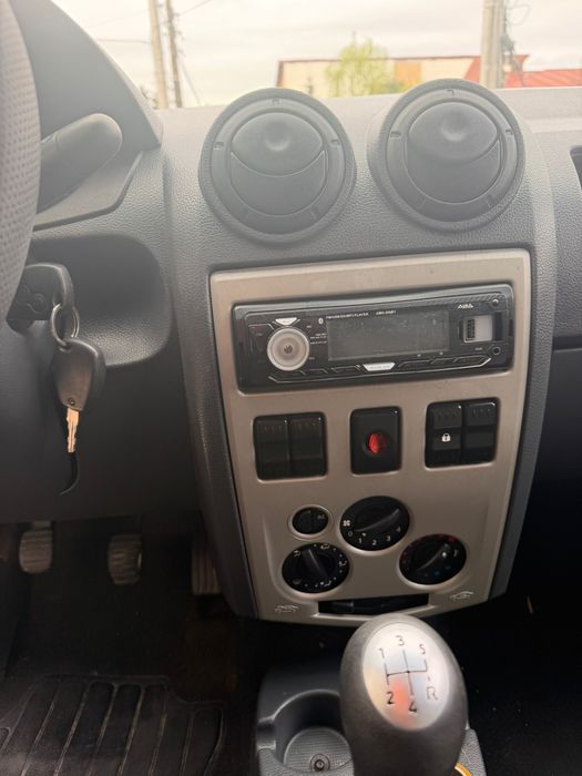 Daci Logan Van 2010 1.5dCi 85CP A/C