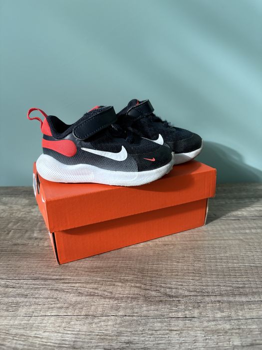 Детски обувки и сандали