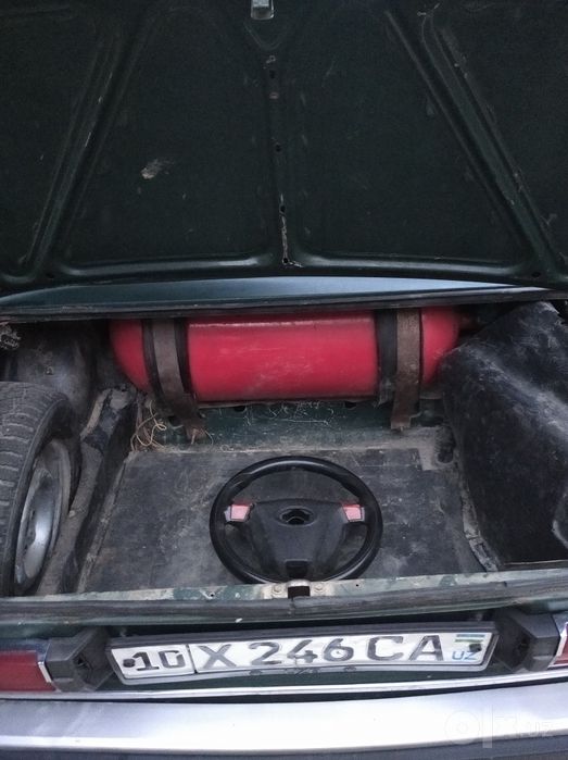 Modeli 2106 dvigatel 2103 yili 1990 karopka 4 talik gaz /benzin
