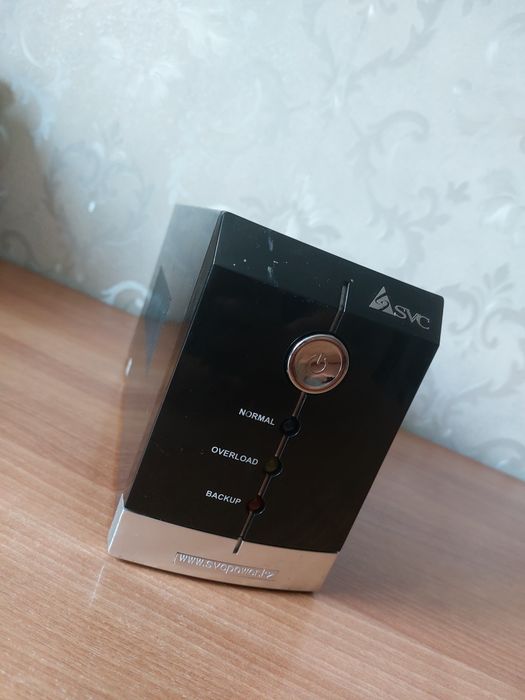 Продам источник бесперебойного питания SVC V-800-c