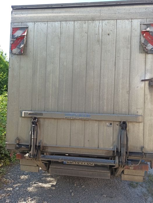 Транспорт с бусове   с падащ борд