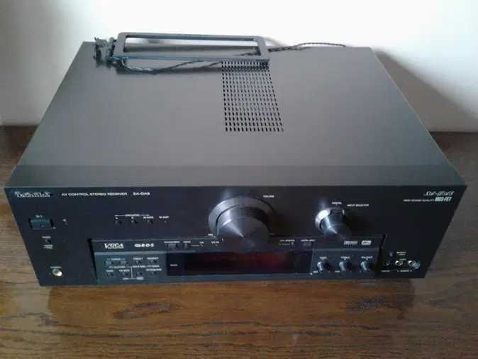 Amplificator Technics SA-DA8 ca nou