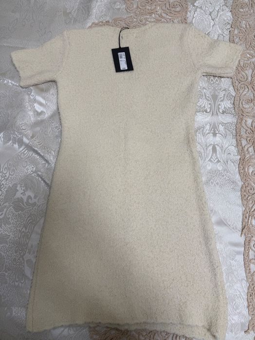 Рокля с високо качесво НОВА