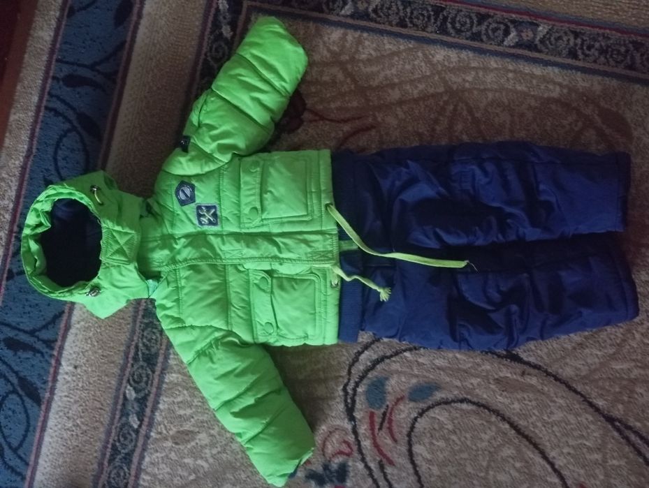 Продам зимний детский комбинезон