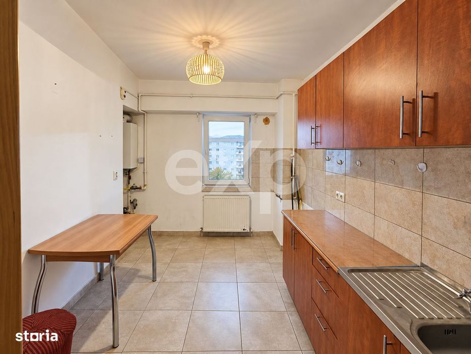 Apartament cu 3 camere, ultracentral in Campina
