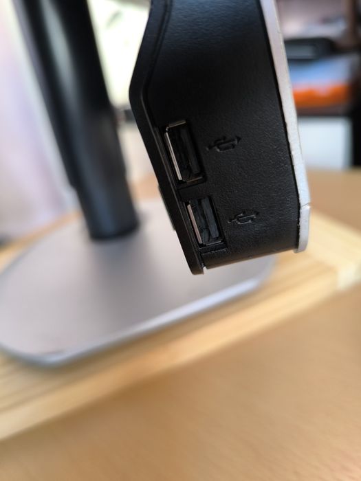 Монитор Philips Brilliance 221B3L