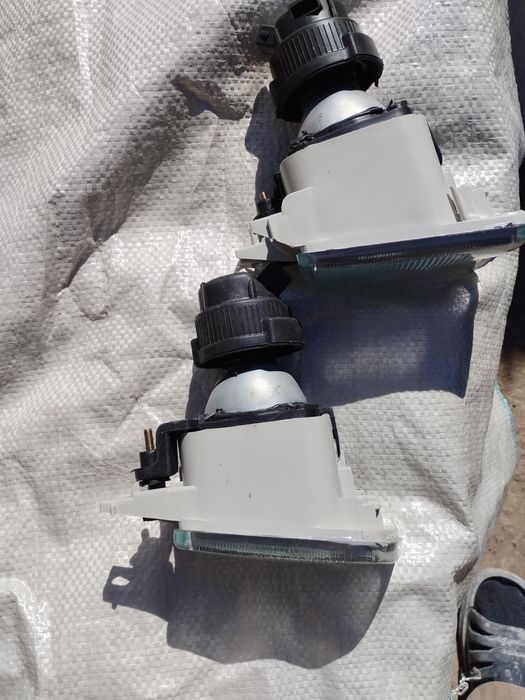 Продам фары гольф 3