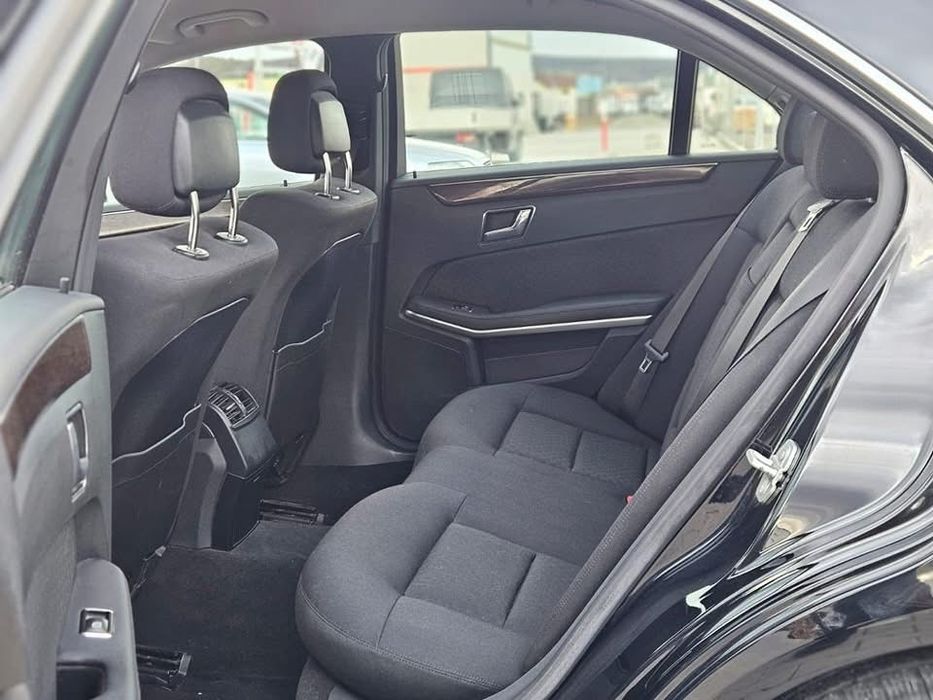 Mercedes E200 W212 2.2 CDI 136 CP BlueEfficiency Climatronic Pilot Automat Cârlig Stare Excelentă