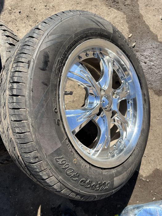 Продается шины вместе с дисками комплекте