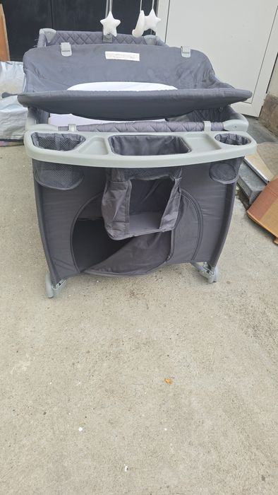 Детска приносима кошара "Бела"