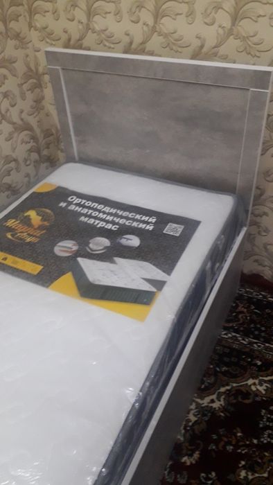 Детские кровать продаётся с матрасом