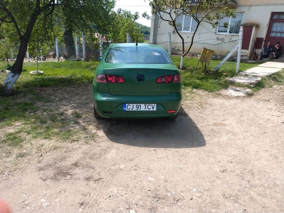 Vând Seat Cordoba 1.4 Tdi
