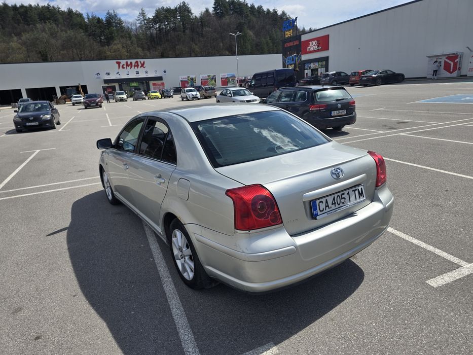 Toyota avensis 1.8 gaz