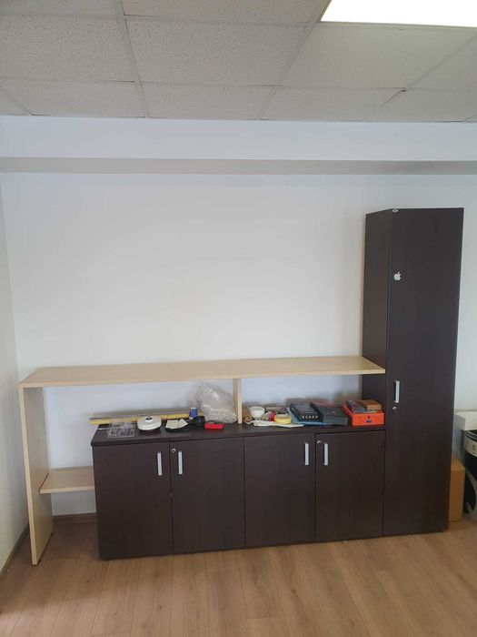 Vand Mobilier de Birou